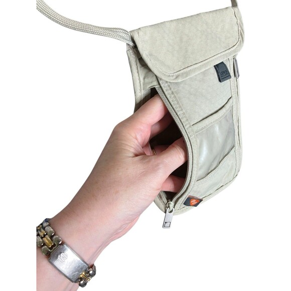 Lot of 2 Passport Organizer Wallets Lewis N. Clark & Samsonite Neck or Waist Bag - Picture 14 of 16